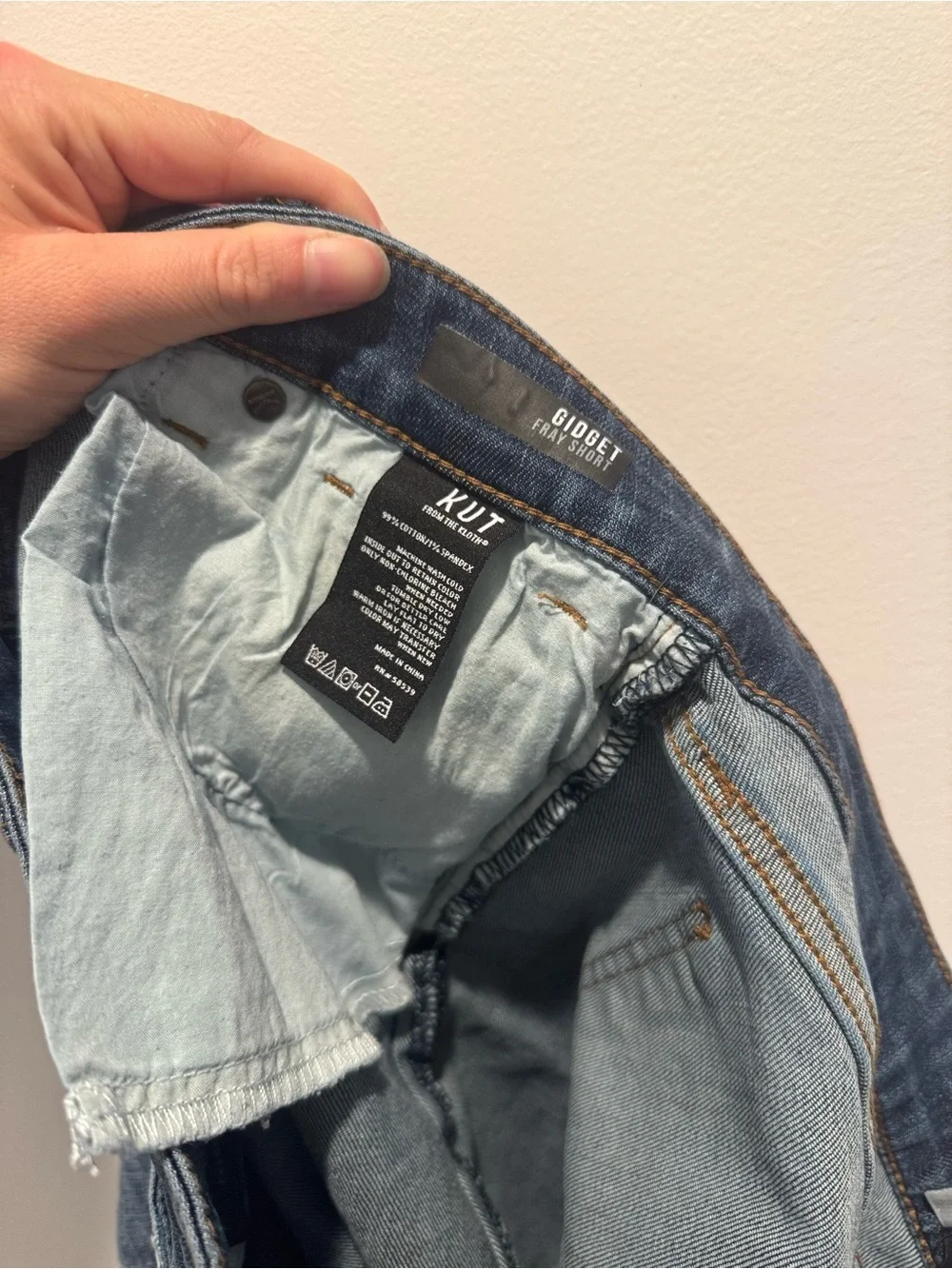 KUT FROM THE KLOTH Gidget medium wash denim shorts